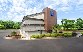 Motel 6 Charlotte Coliseum